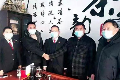 法院判决欠款后何时可启动强制执行程序？